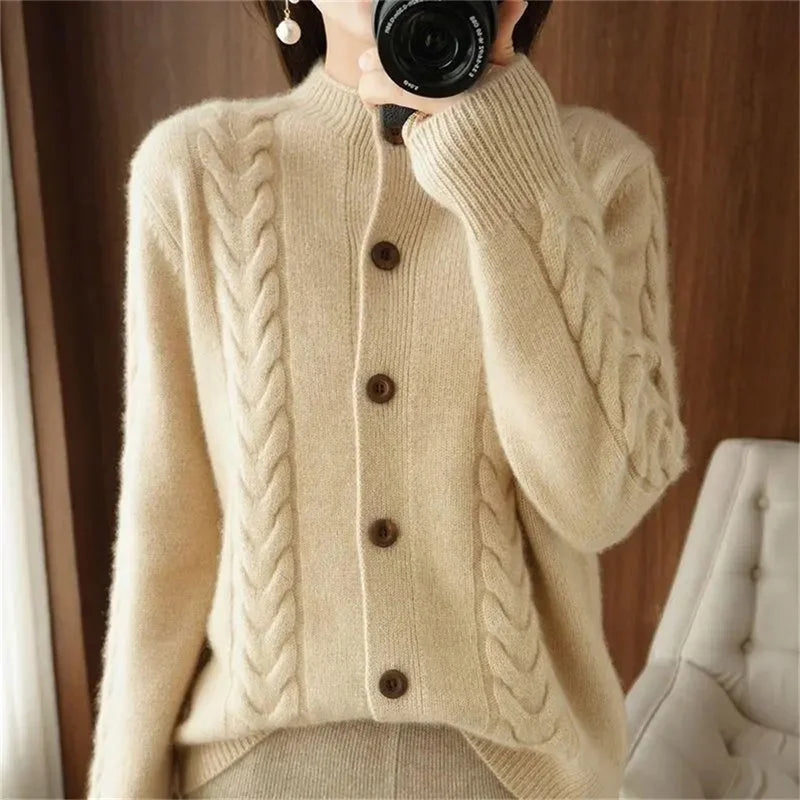 Nella Zopfstrickjacke